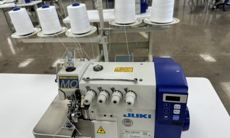 CCSS inaugura nueva planta de producción para fábrica de ropa hospitalaria