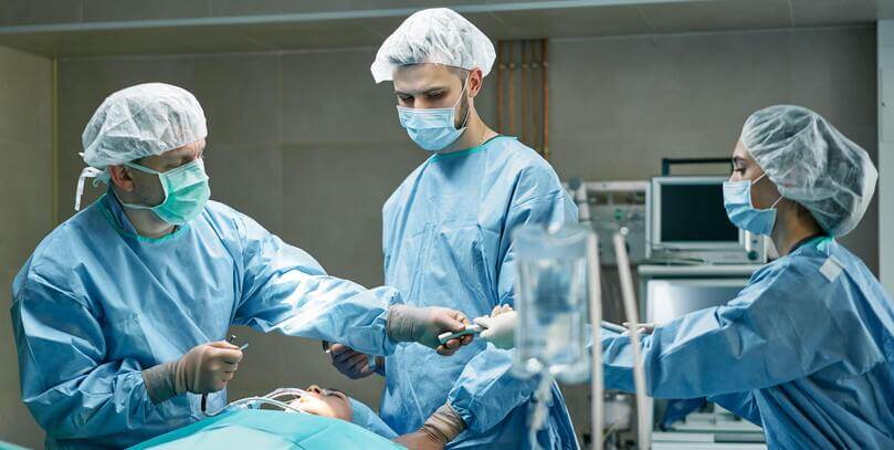 Plan de médicos para recortar listas de espera de la CCSS sigue sin aval institucional