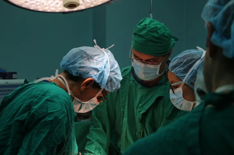 Estas son las nuevas especialidades médicas que se impartirán en universidades privadas