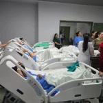 Listas de Espera y Acceso a Medicamentos: Temas Clave en Conversatorio con Candidatos Presidenciales