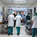 Hospitales de la CCSS en Riesgo de Colapso por Escasez de Especialistas